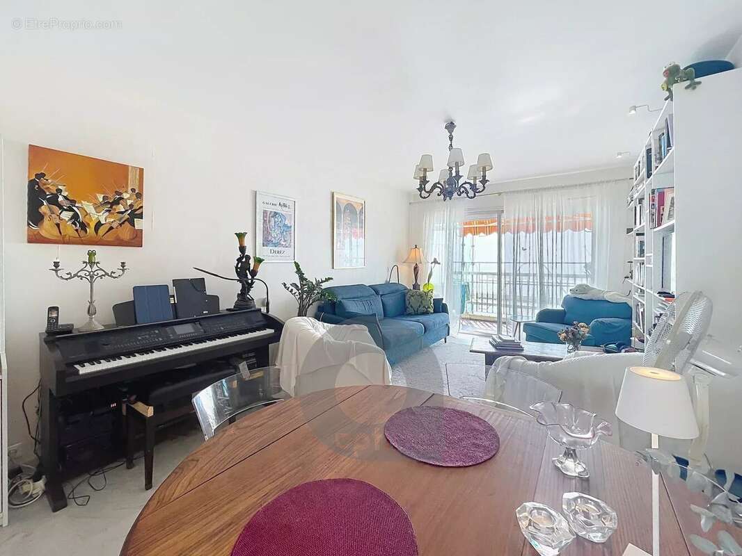 Appartement à MENTON