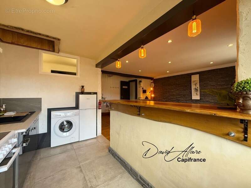 Appartement à LARAGNE-MONTEGLIN