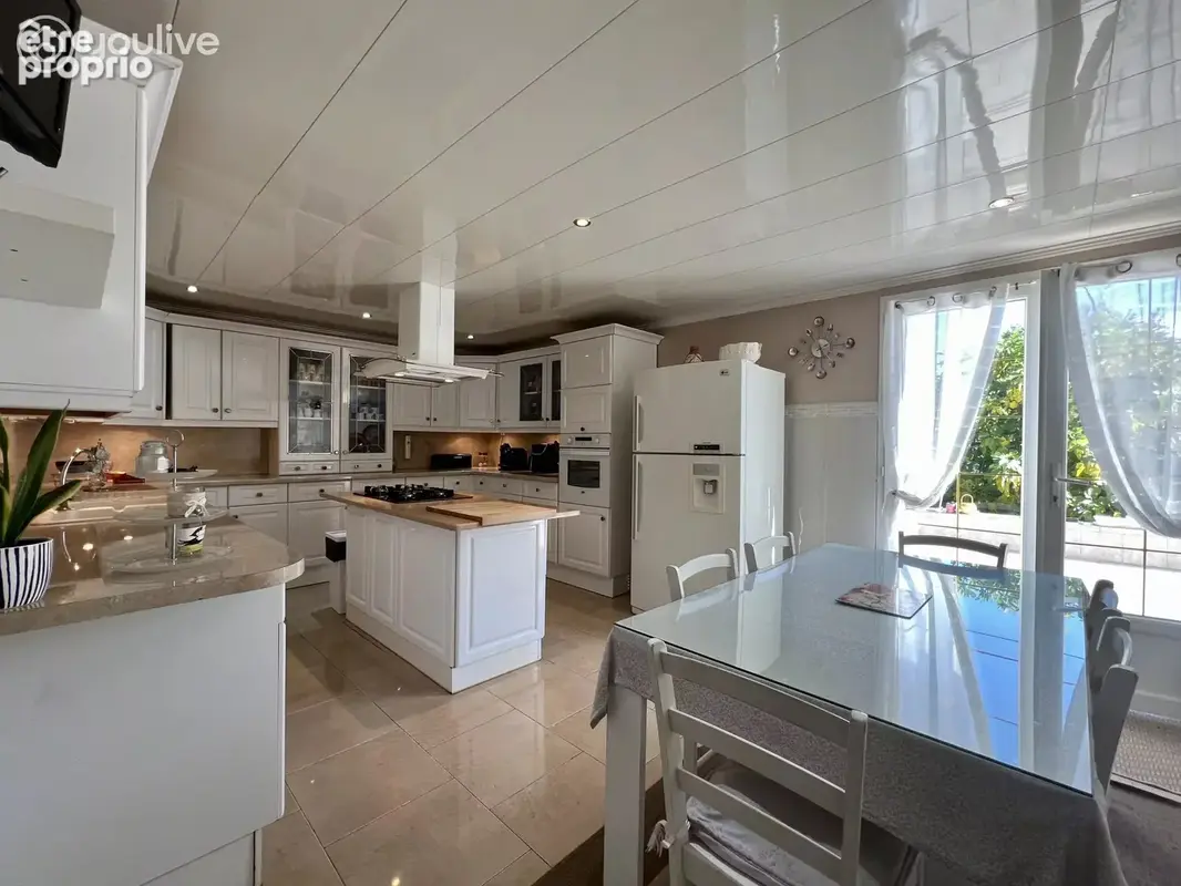 Grande maison familiale à SOISSONS - photo 6