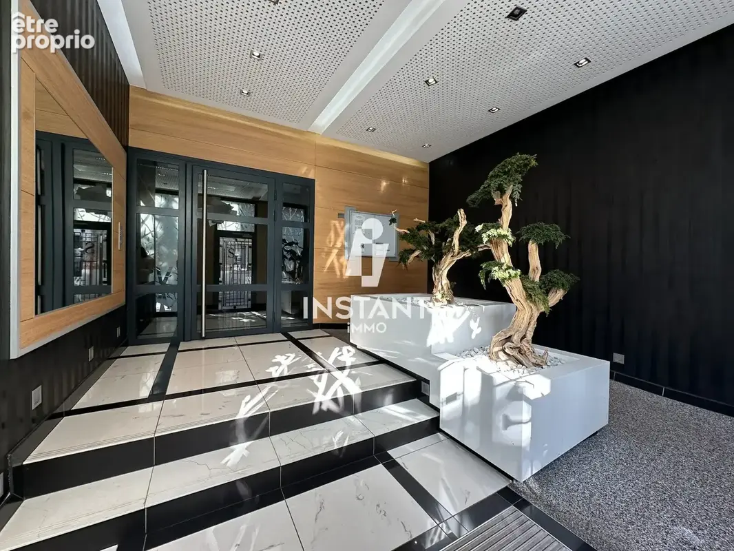 Appartement 3 pièces 53 m² à vendre à Saint-Maur-Des-Fosses (94100) - photo 2