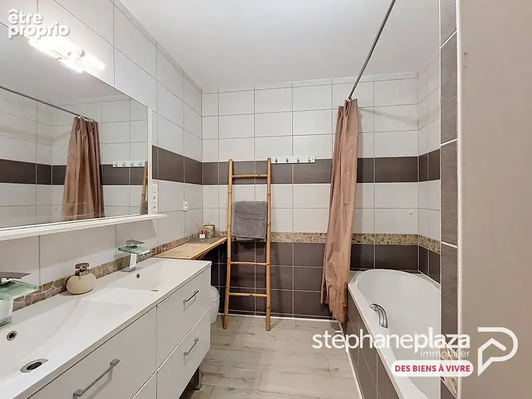 Maison Val Revermont 7 pièce(s) 129 m2 - photo 8