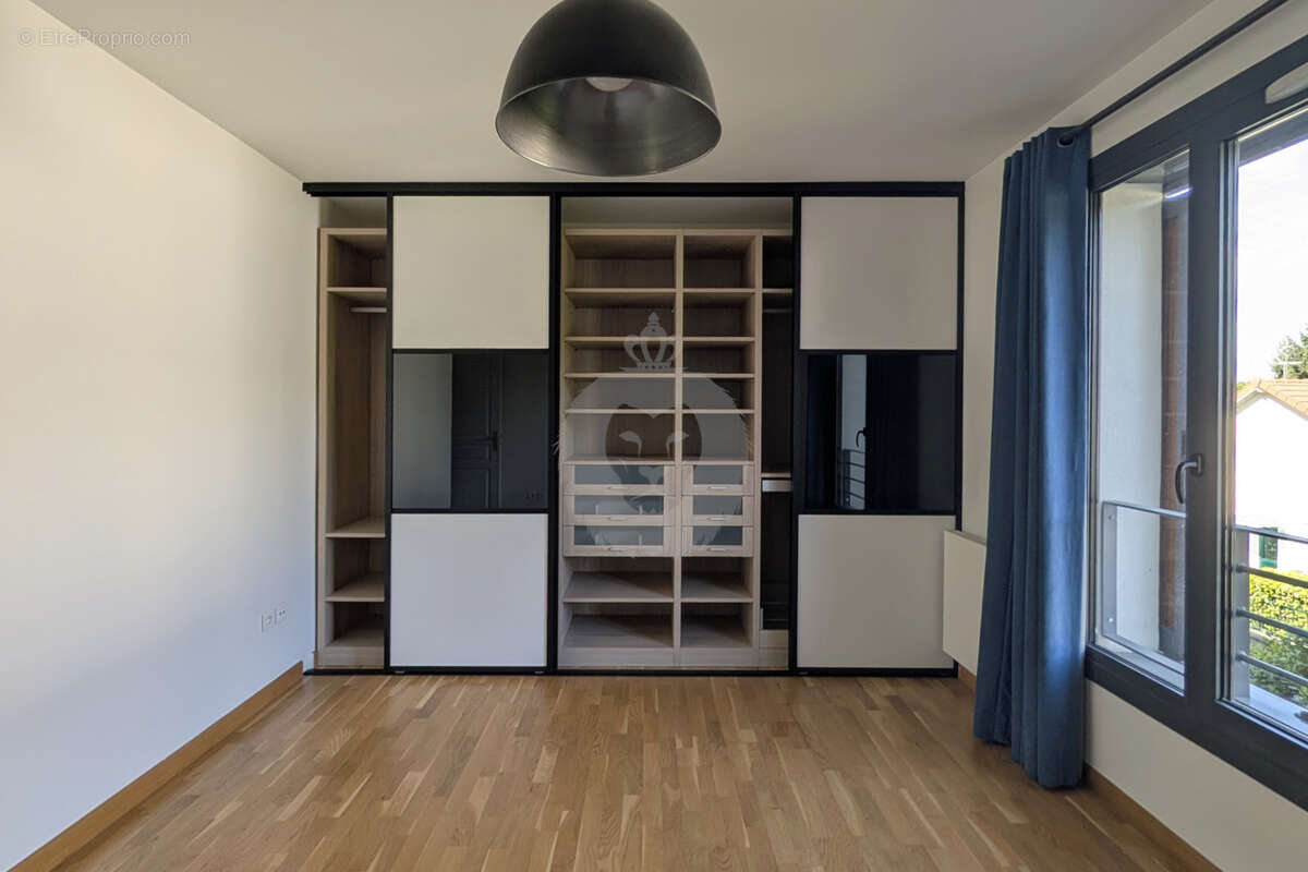 Appartement à NOGENT-SUR-MARNE