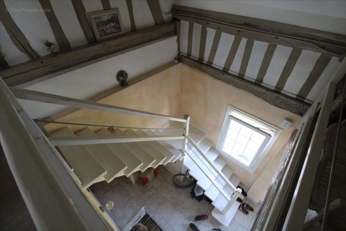 Maison à LA NEUVILLE-CHANT-D&#039;OISEL