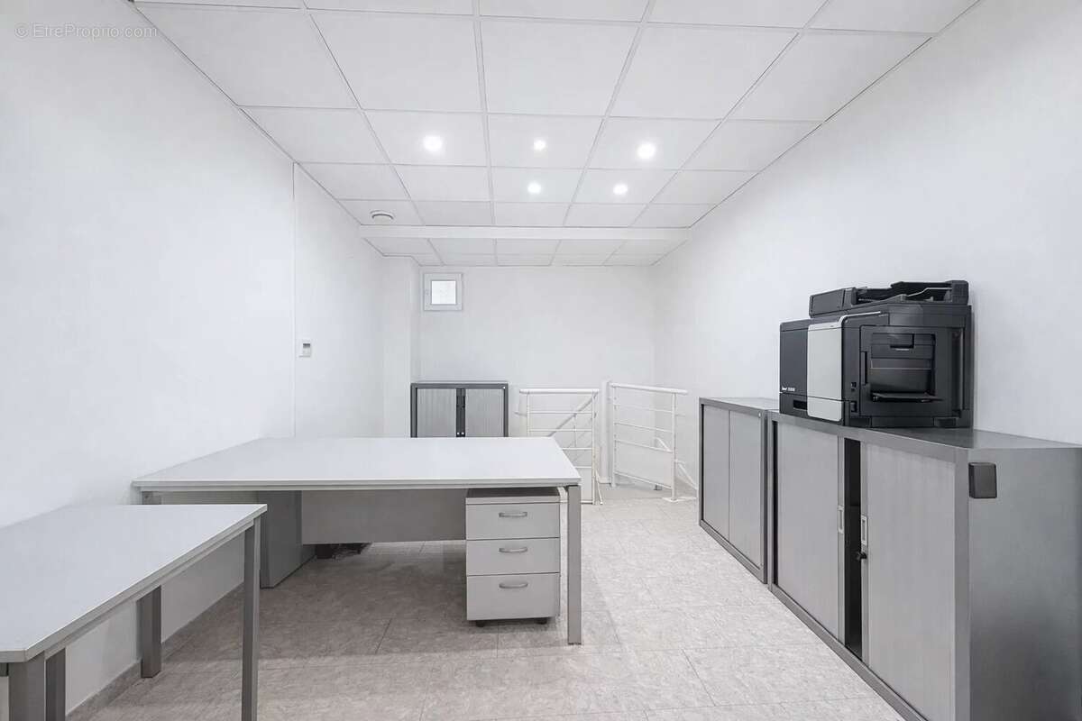 Commerce à MARSEILLE-4E