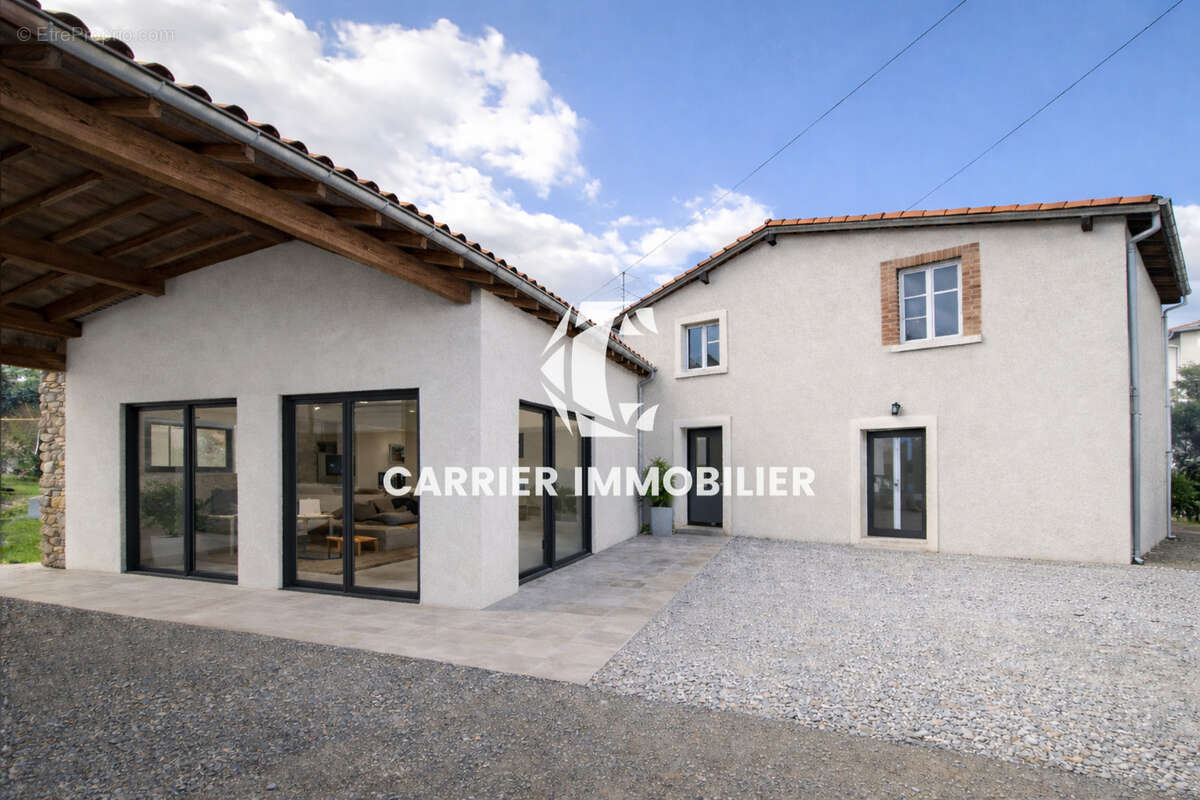 Maison à BRUSSIEU