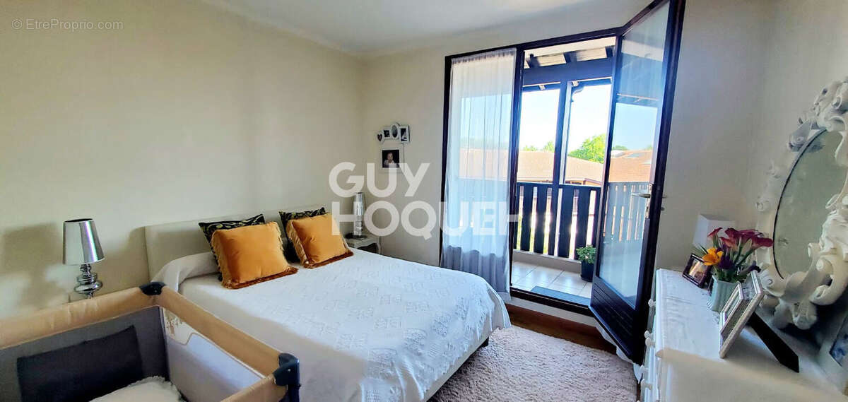 Appartement à SOUSTONS