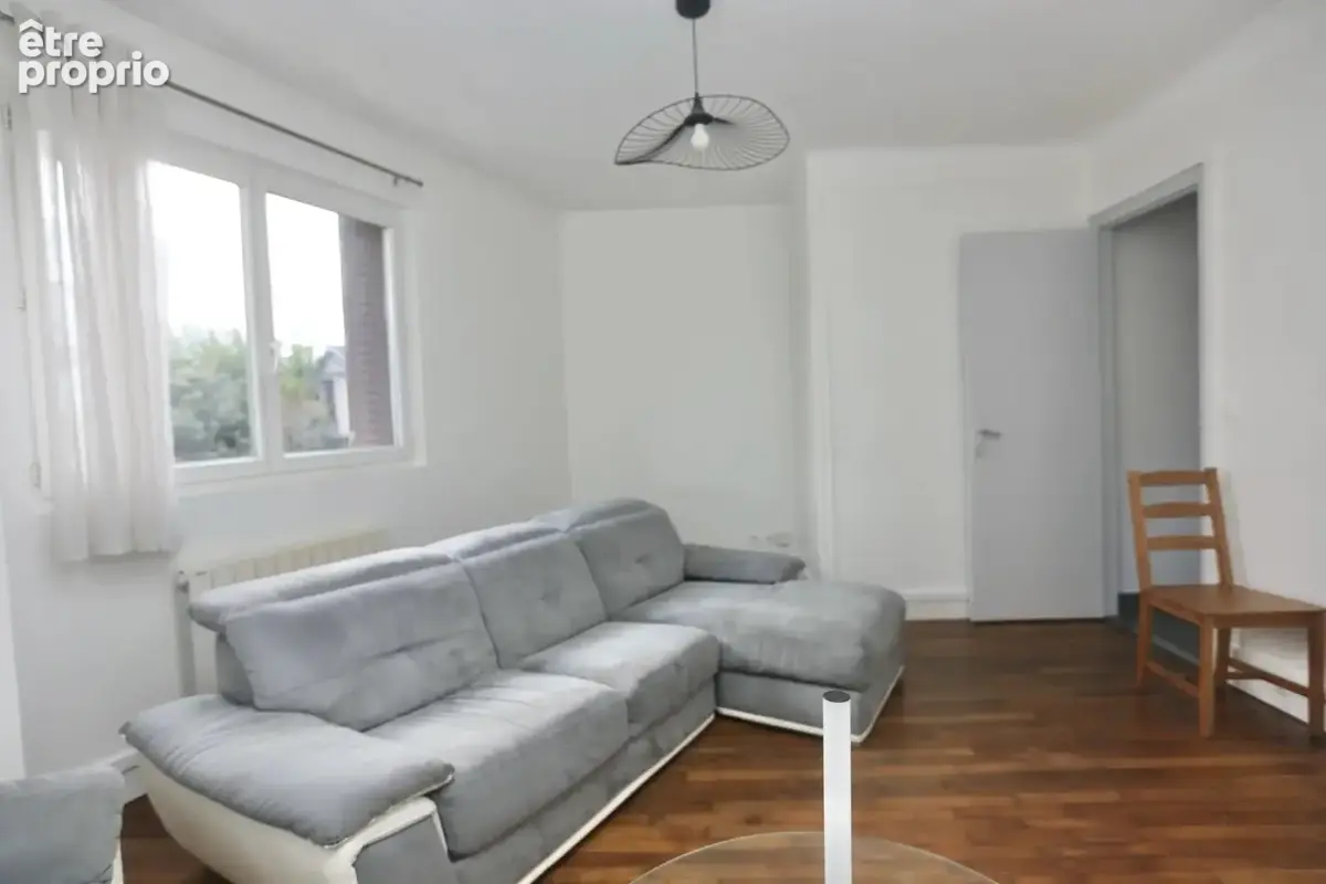 Appartement 2 pièces quartier Hôtel de Ville - photo 2