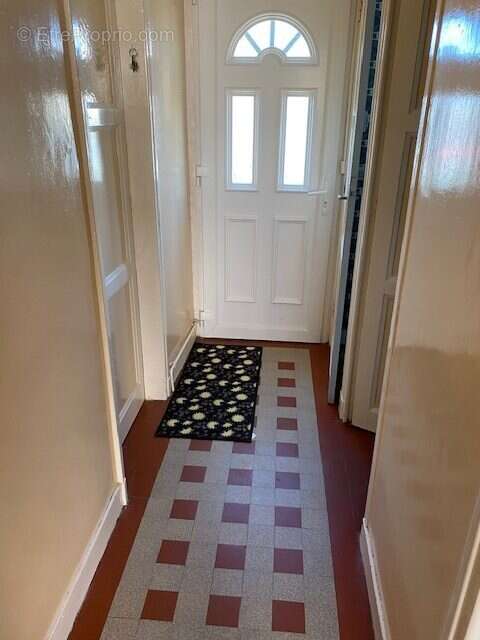 Maison à SAINT-COSME-EN-VAIRAIS