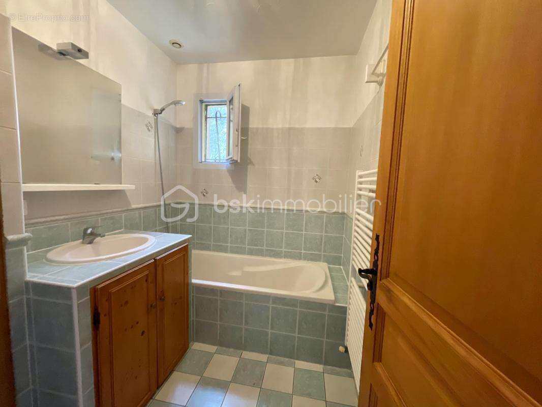 Maison à FORCALQUEIRET