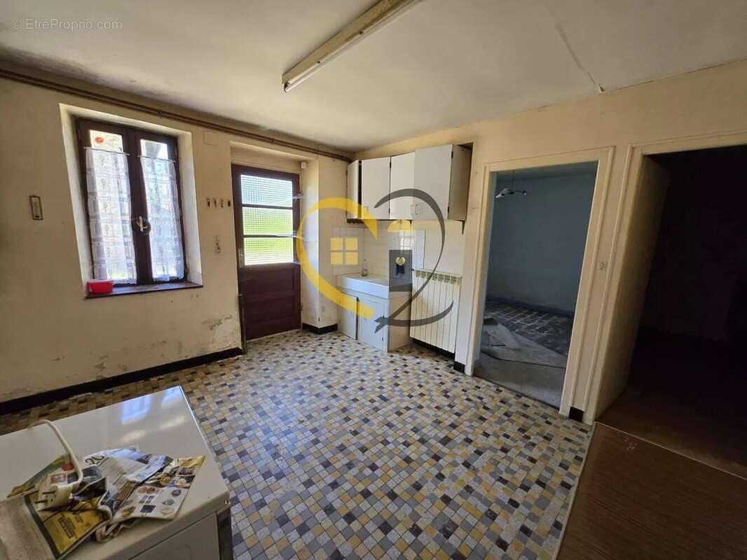 Maison à NEUVY-DEUX-CLOCHERS