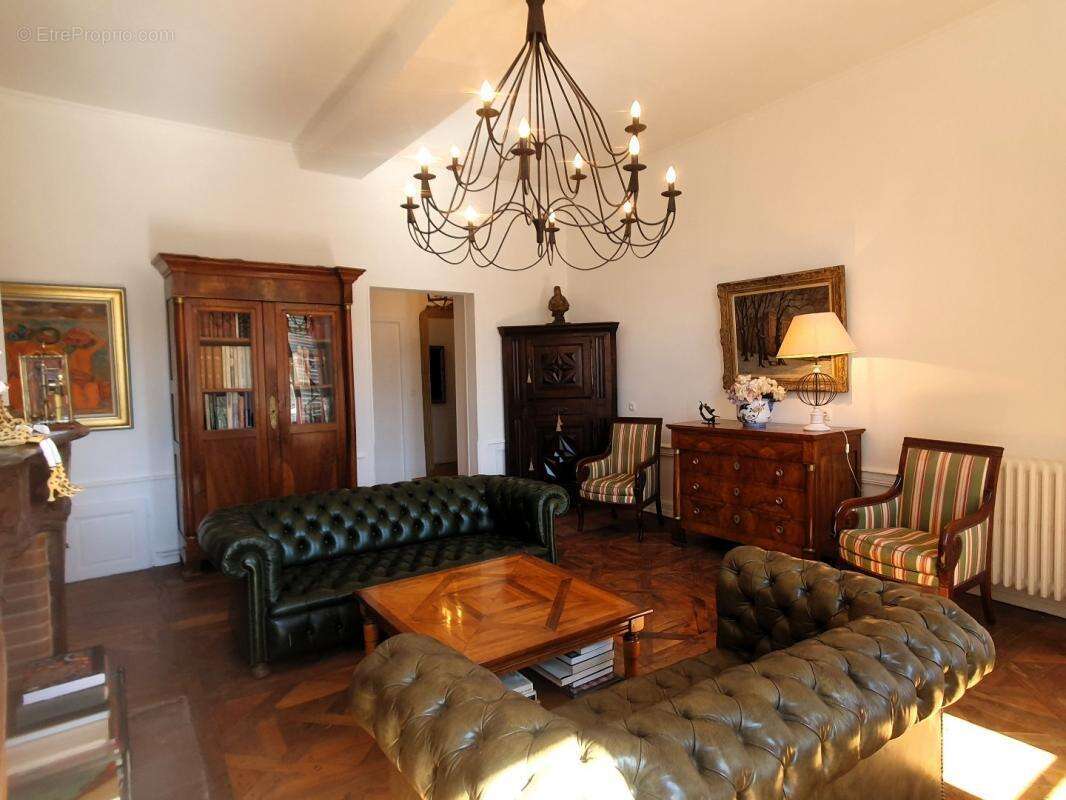 Appartement à VILLEFRANCHE-DE-ROUERGUE