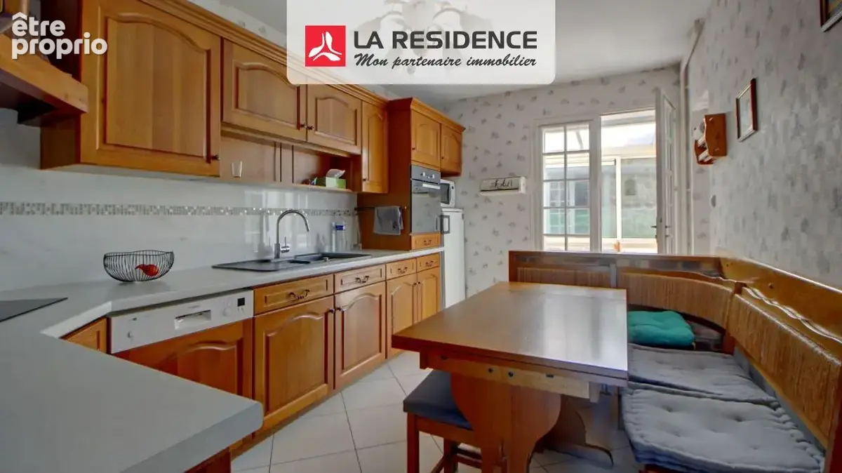Maison 7 pièces 128 m² à vendre à Les Clayes-Sous-Bois (78340) - photo 3