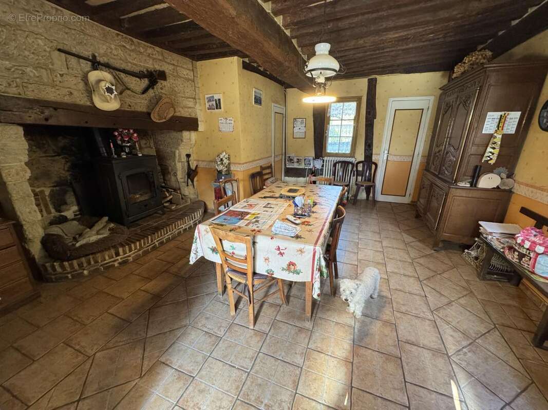 Maison à CASTILLON-EN-AUGE