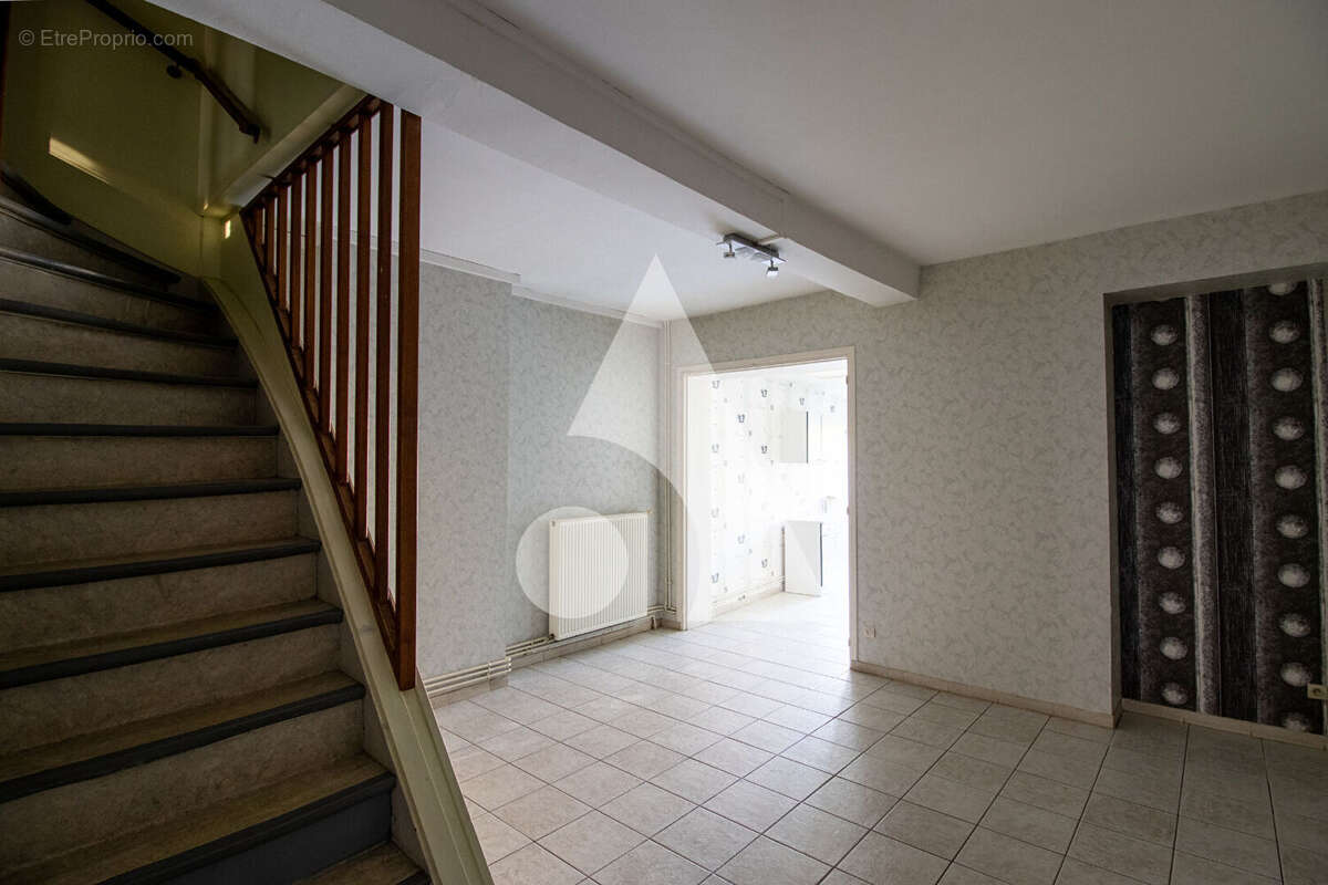 Maison à LA SENTINELLE