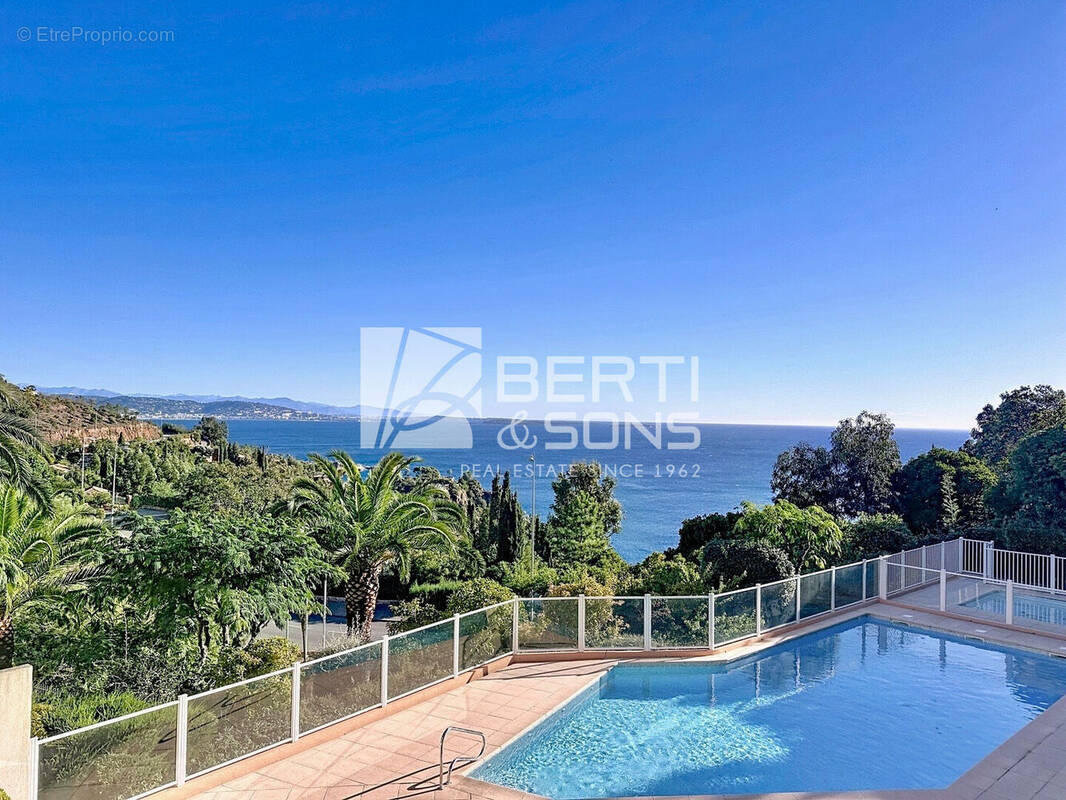 Appartement à THEOULE-SUR-MER