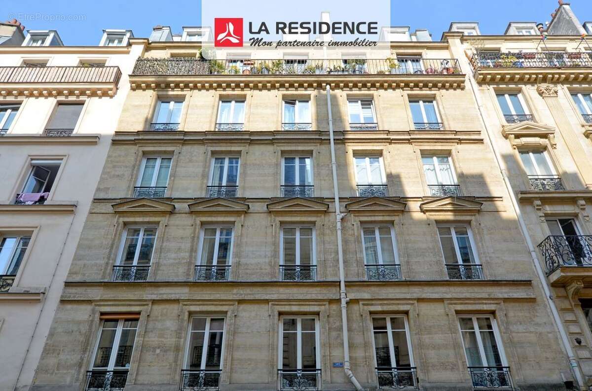 Appartement à PARIS-11E