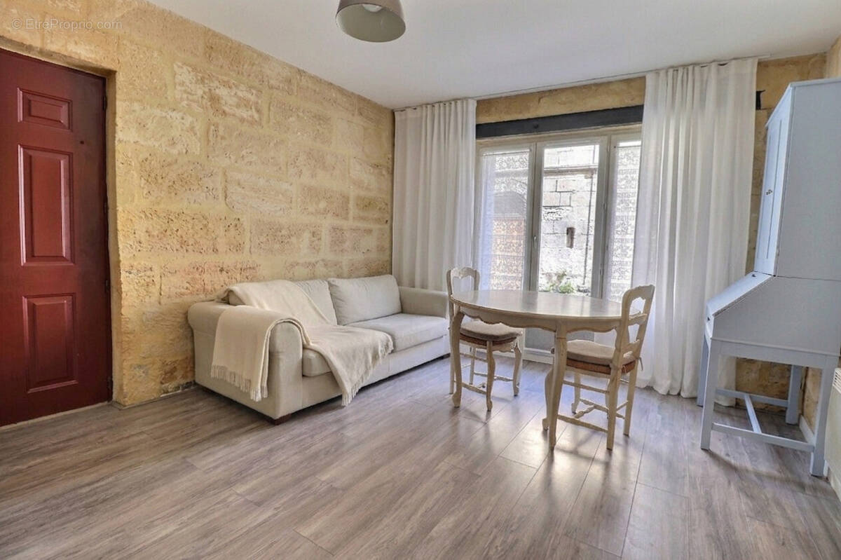 Appartement à SAINT-ANDRE-DE-CUBZAC