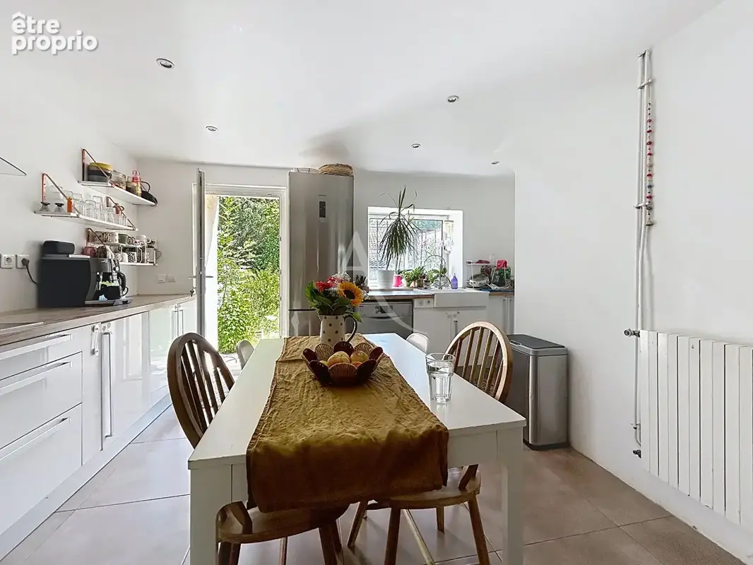 Maison de charme ? Le Mée-sur-Seine, quartier Le Mée Village - photo 4