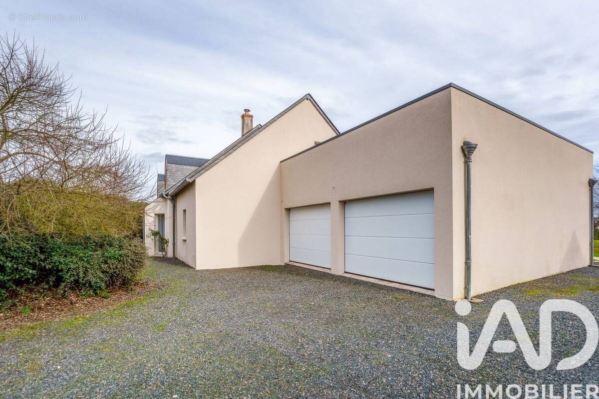 Photo 1 - Maison à LUYNES