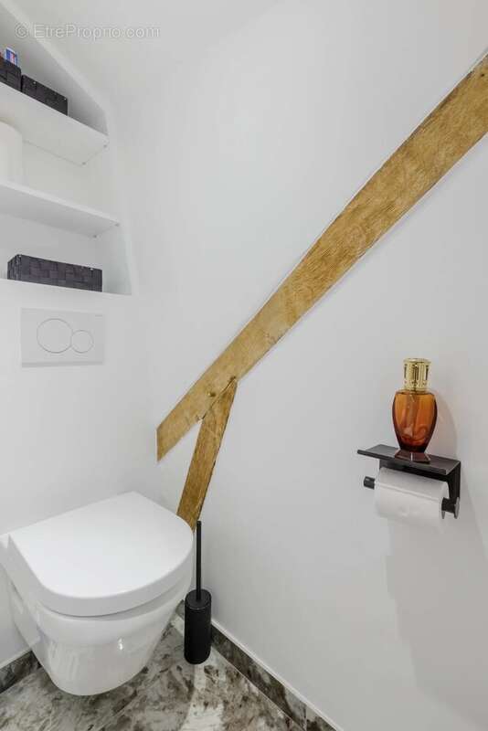 Appartement à PARIS-3E