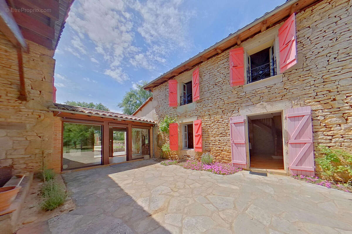 Maison à CAUSSADE
