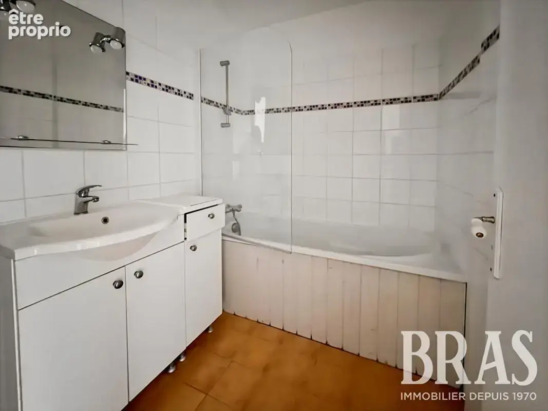 Appartement -Nantes Zola -5 pièces 87.15 m2- garage et parking - photo 4