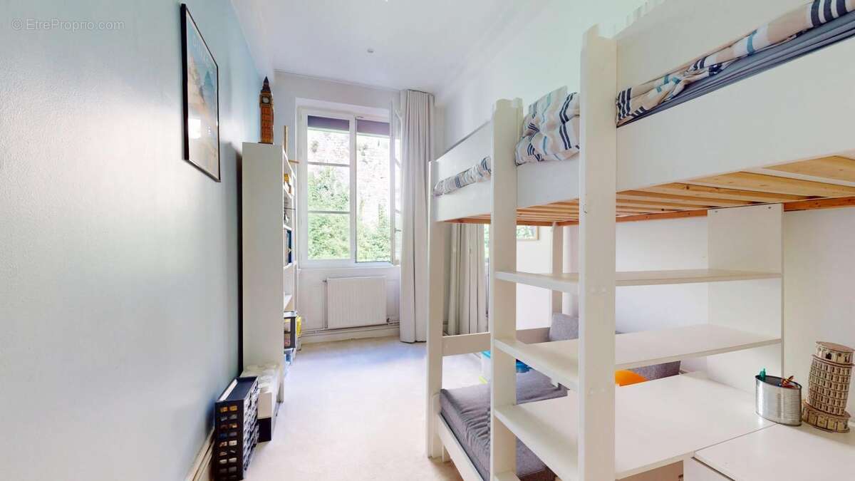 Appartement à LYON-4E