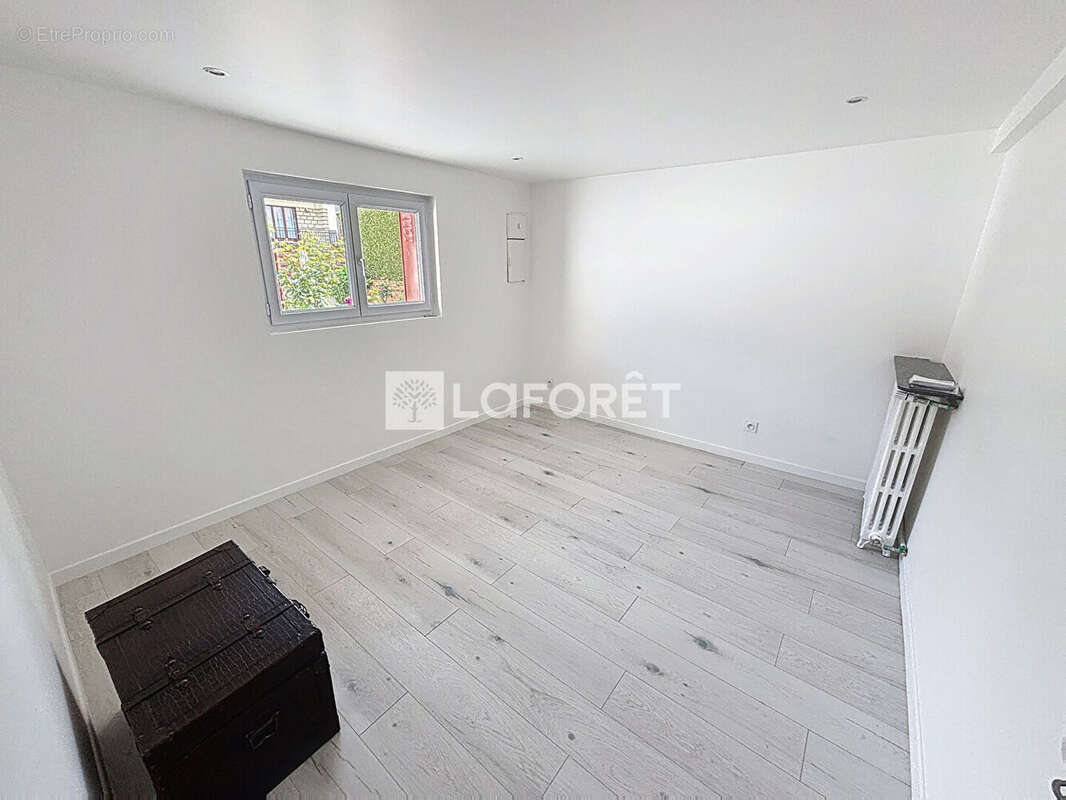 Maison à CHEVILLY-LARUE