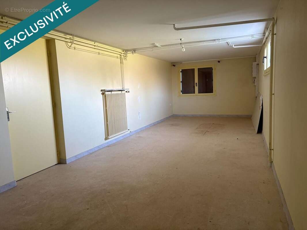 Maison 132 m² à Saint-Benigne  - photo 7