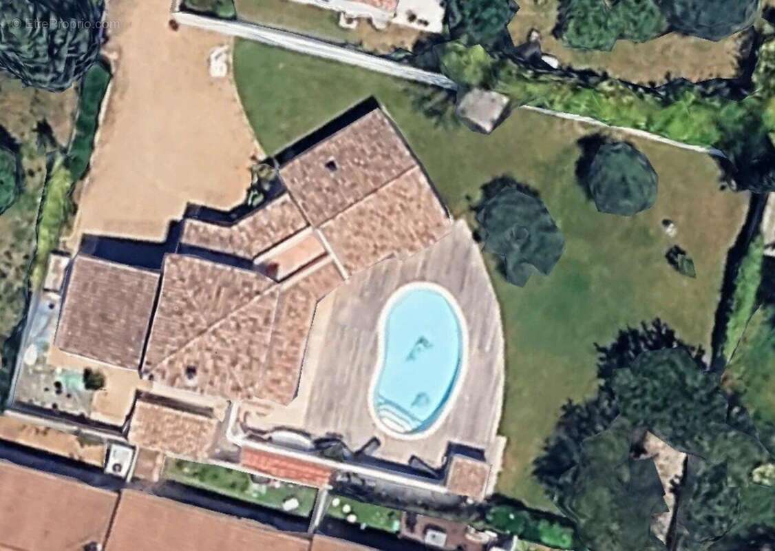 Maison 170 m² à Lunel  - photo 8