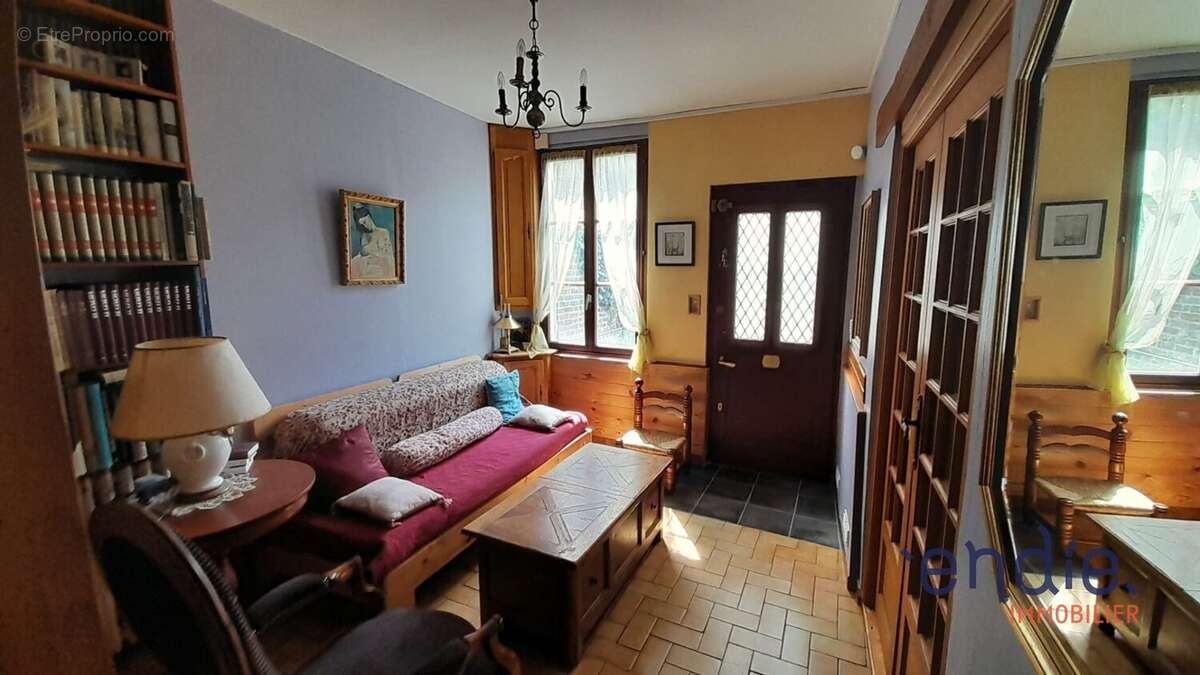 Maison à BEAUVAIS