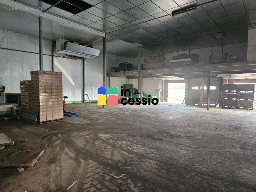 ? ensemble logistique de 13 000 m² – opportunité exceptio - photo 11