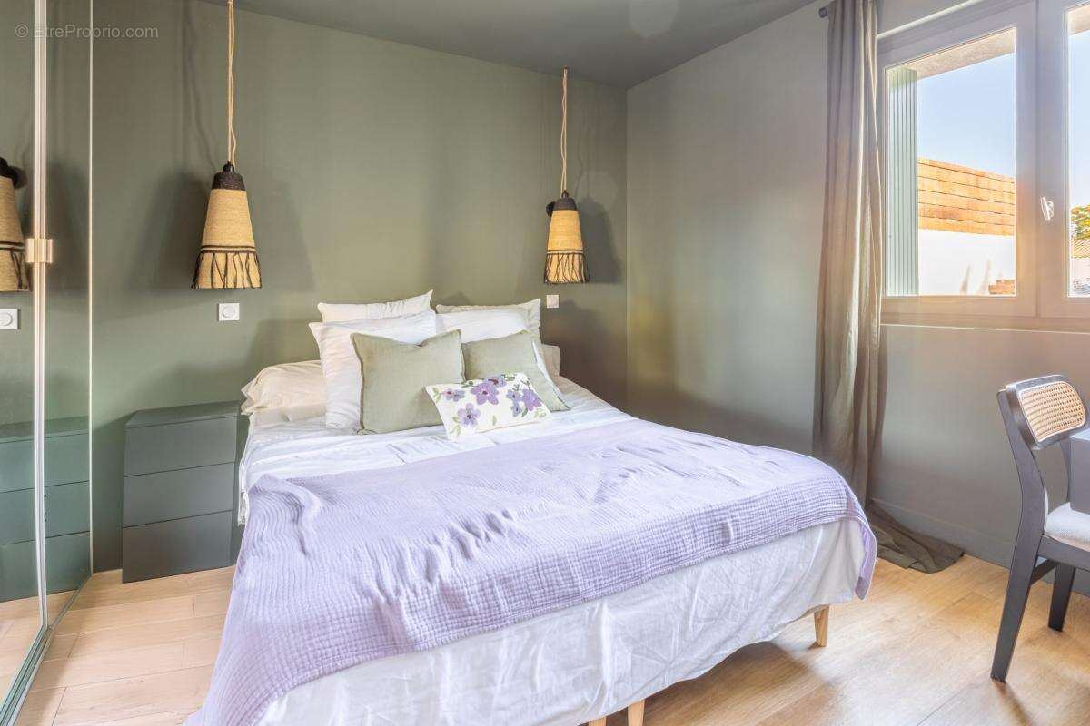 Maison à COURNONTERRAL