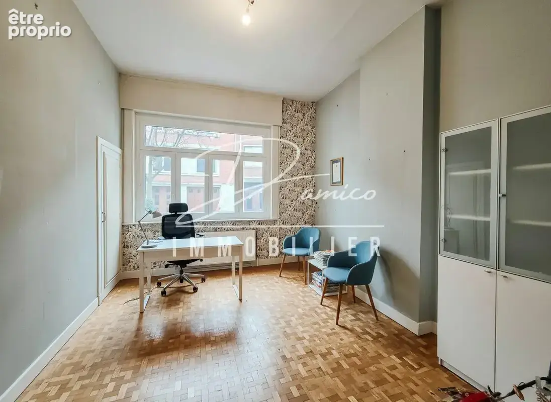 Maison 355 m² à Douai  - photo 2