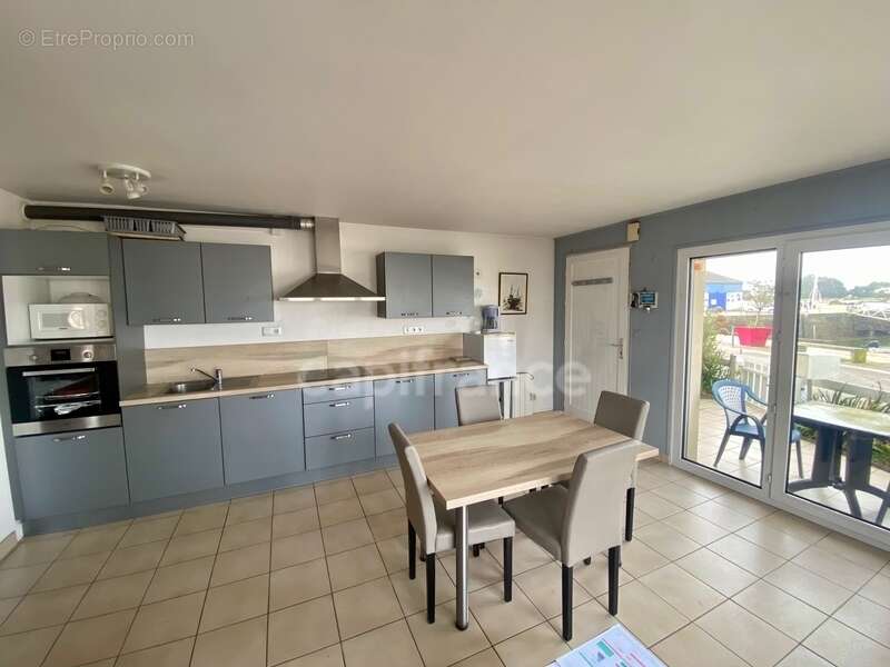 Appartement à ETEL