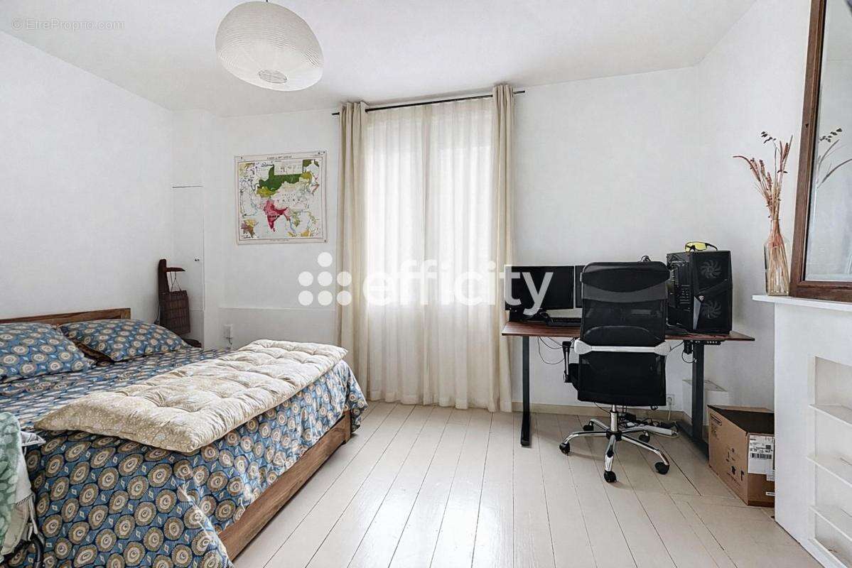 Maison à LA MADELEINE