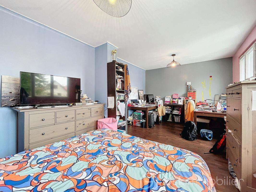 Maison à PONTAULT-COMBAULT