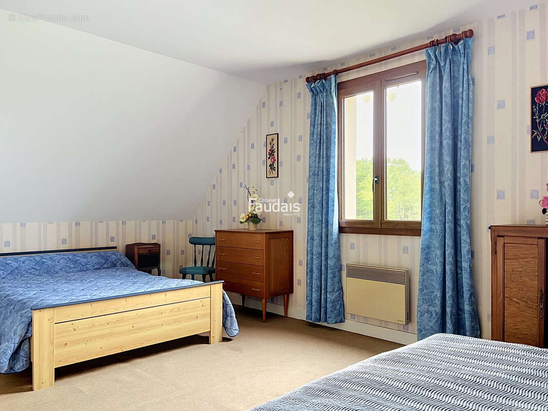 Maison 102 m² à Regneville-Sur-Mer  - photo 9