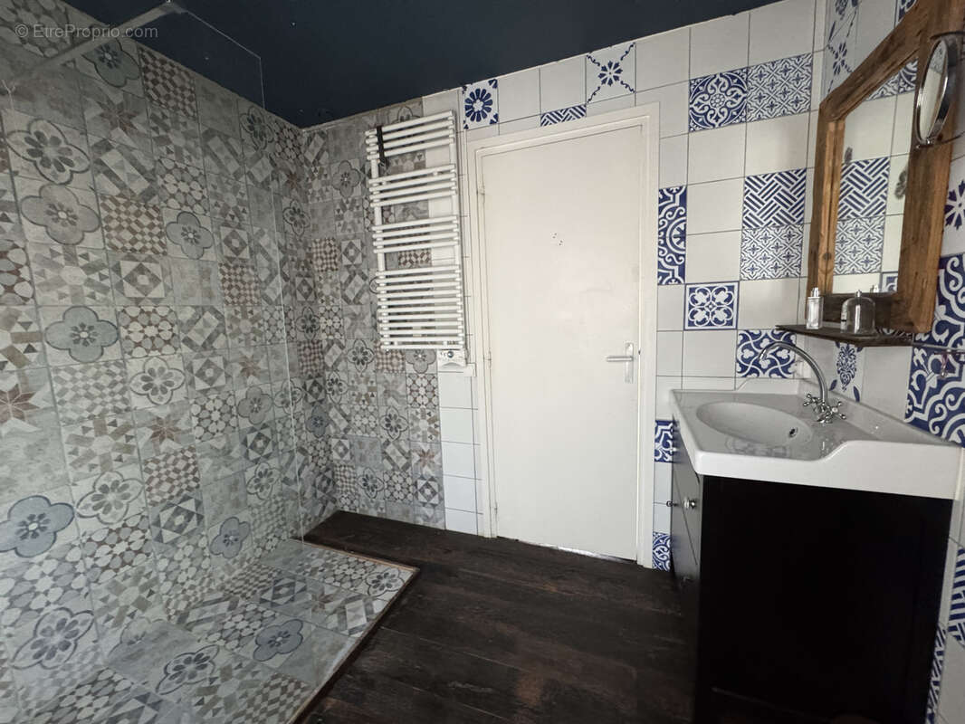 Appartement à VILLE-D&#039;AVRAY