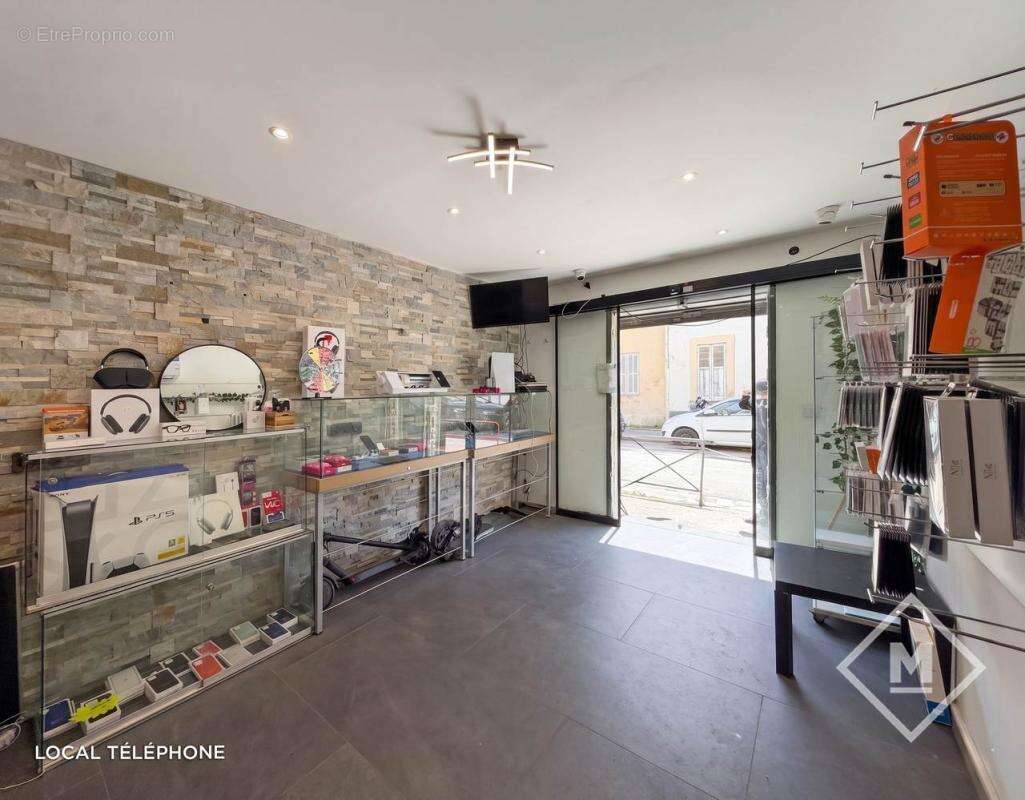 Appartement à MARSEILLE-3E