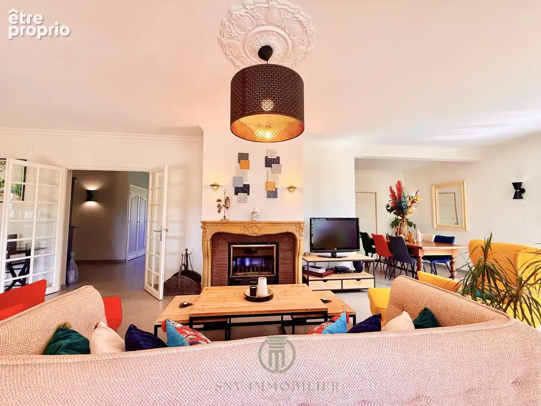 VILLA FAMILIALE avec vue, piscine XXL et pool house - photo 32