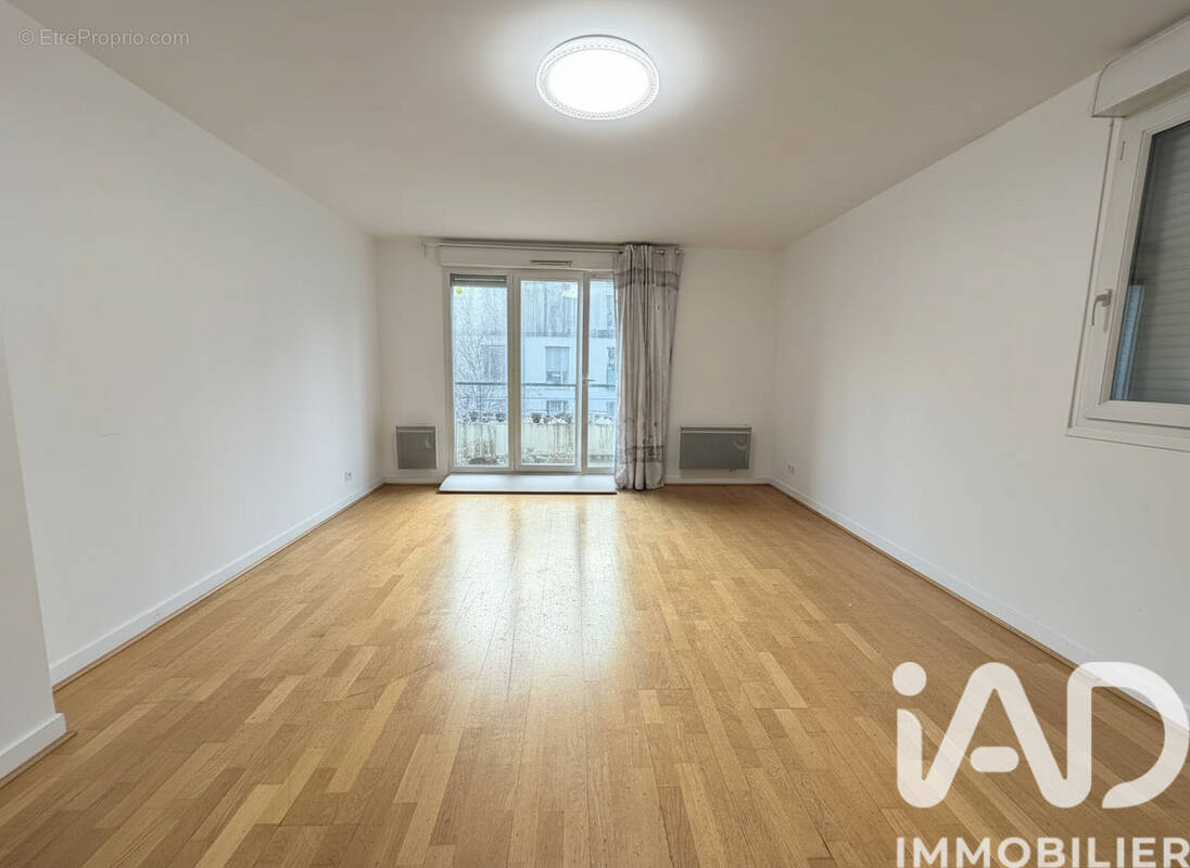 Photo 1 - Appartement à SAINT-DENIS