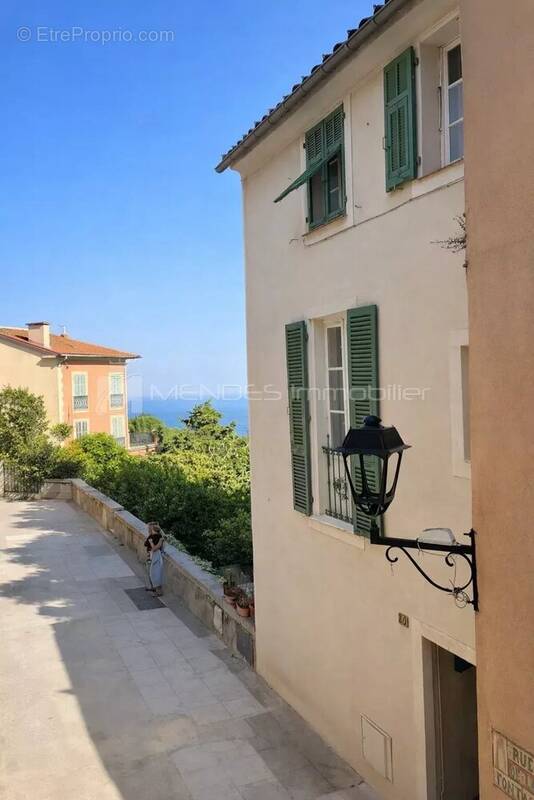 Maison à ROQUEBRUNE-CAP-MARTIN