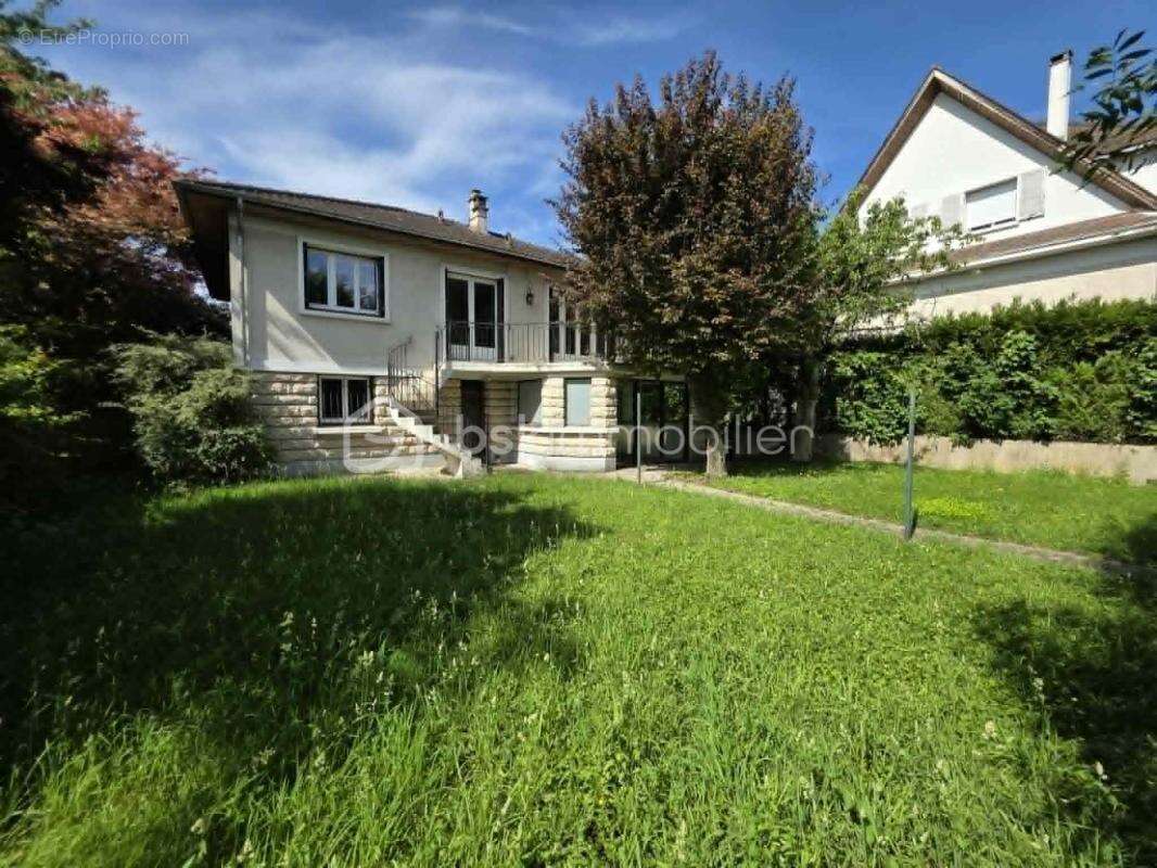Maison individuelle - 4 chambres - grand terrain - photo 20
