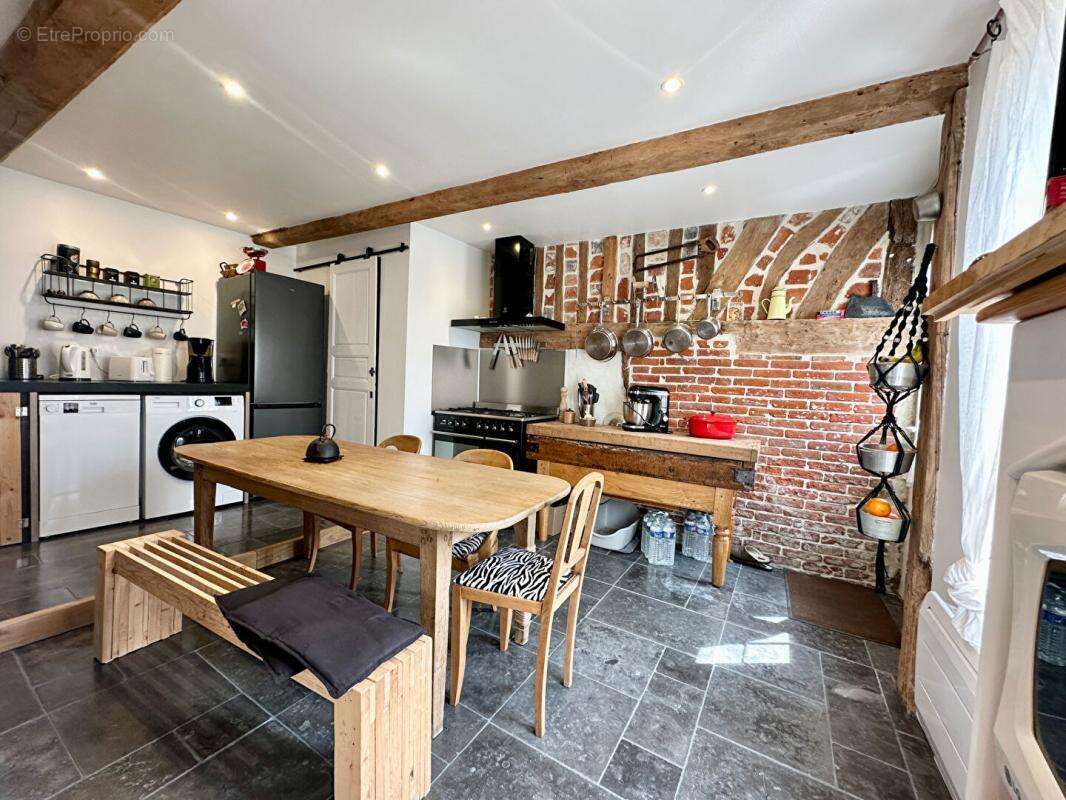 Appartement à PONT-L&#039;EVEQUE