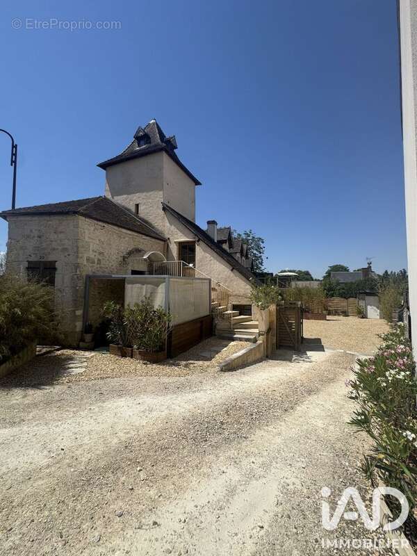 Maison 257 m² à Saint-Florent-Sur-Cher  - photo 2