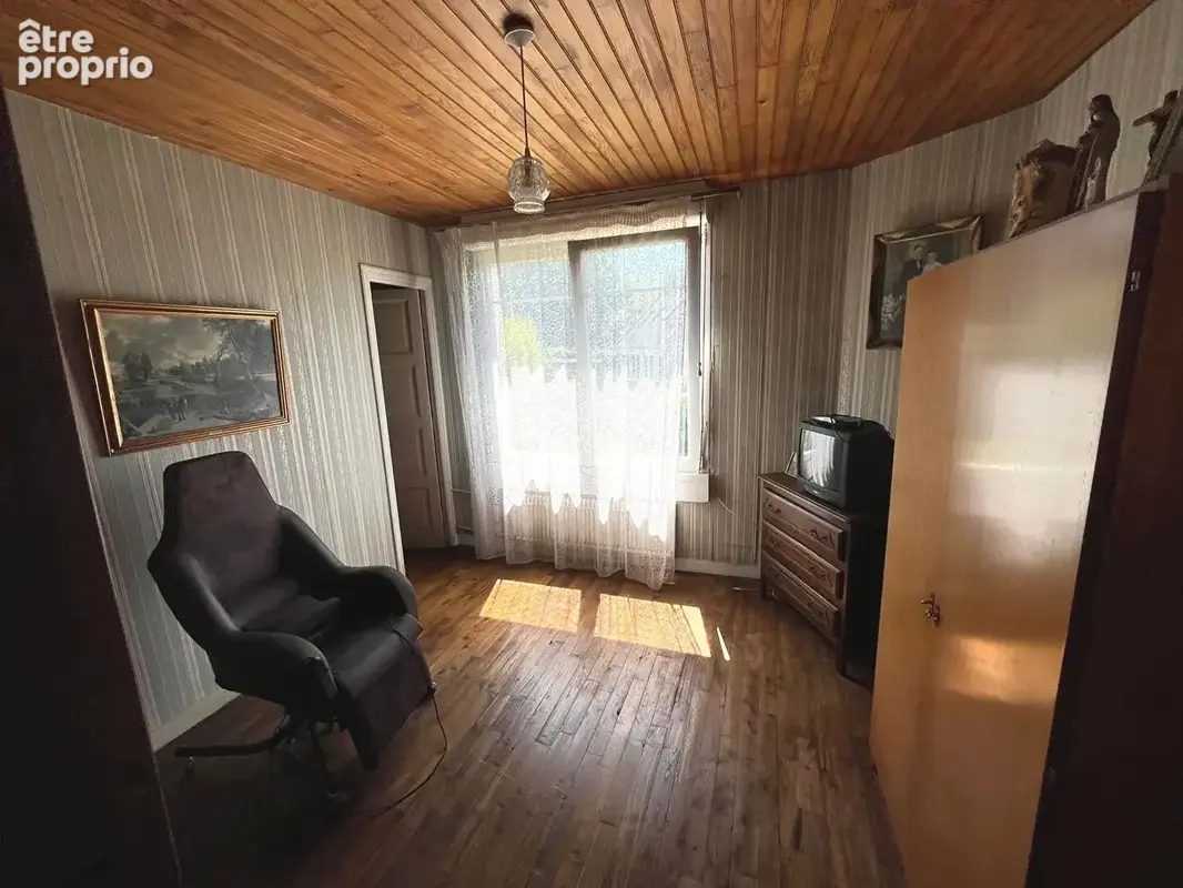 Lannilis petite maison de bourg - photo 4
