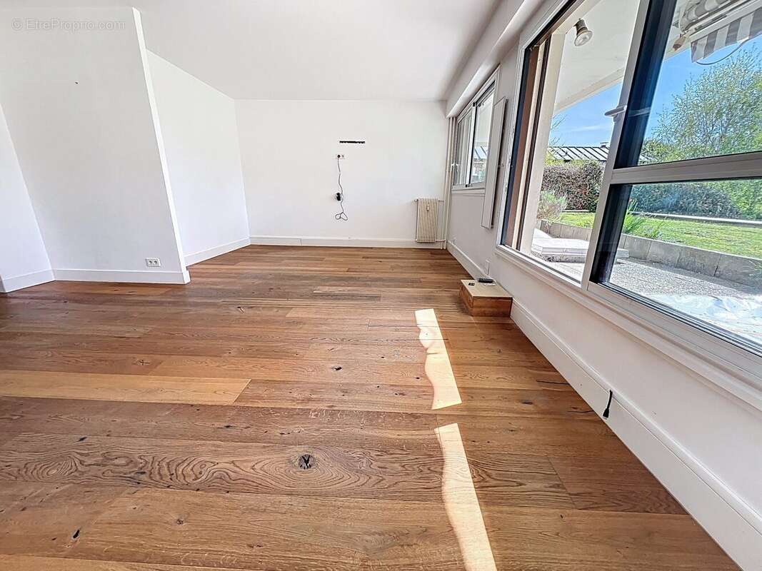 Appartement à GARCHES