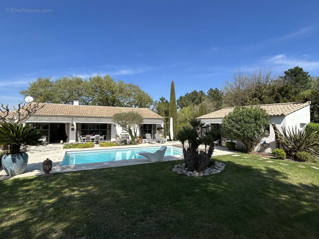 Maison à SAINT-QUENTIN-LA-POTERIE