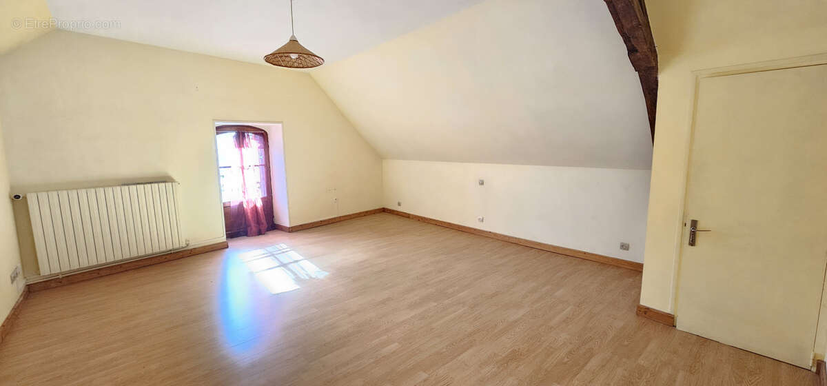 Maison à SAINTE-CATHERINE-DE-FIERBOIS